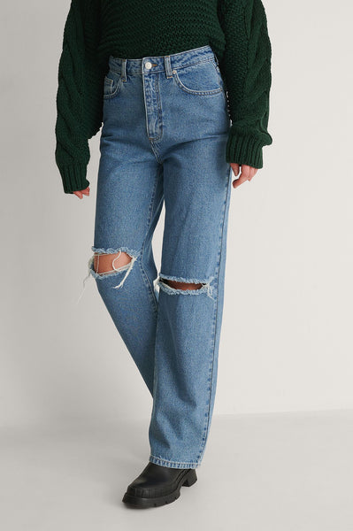 DESTROYED STRAIGHT DENIM