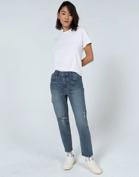 DEBBIE Step-Mom High Rise Slim Fit in Express