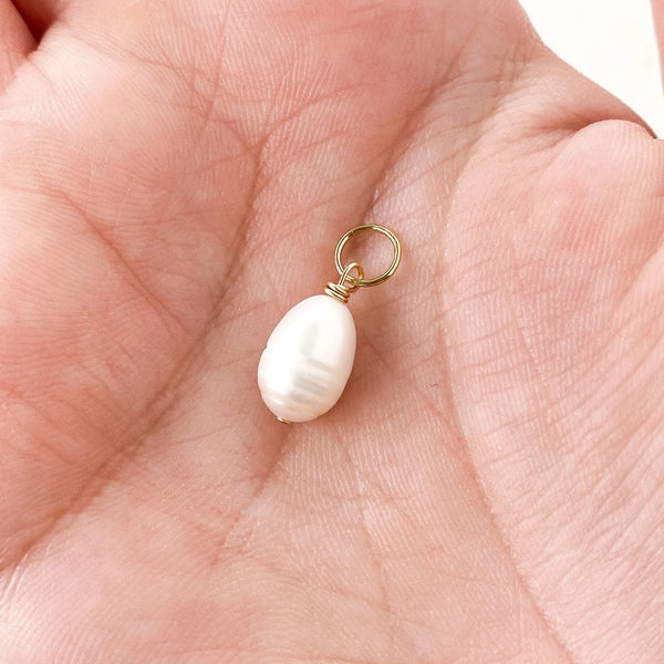 LITTLE PEARL CHARM
