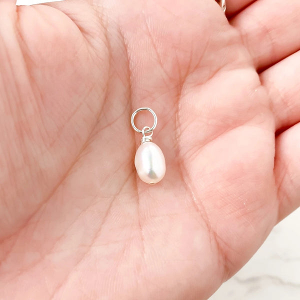 LITTLE PEARL CHARM