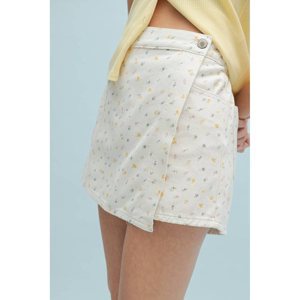 FLORAL DENIM SKORT