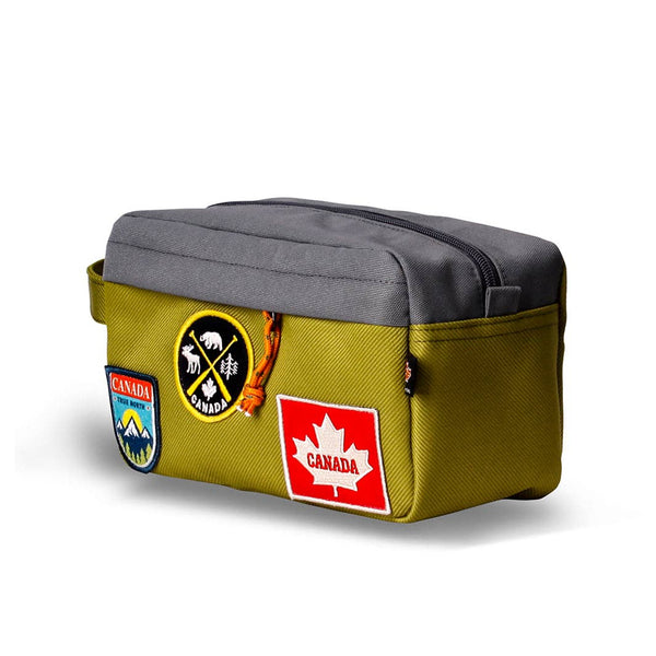 CANADA TRAVEL KIT TOILETRY BAG