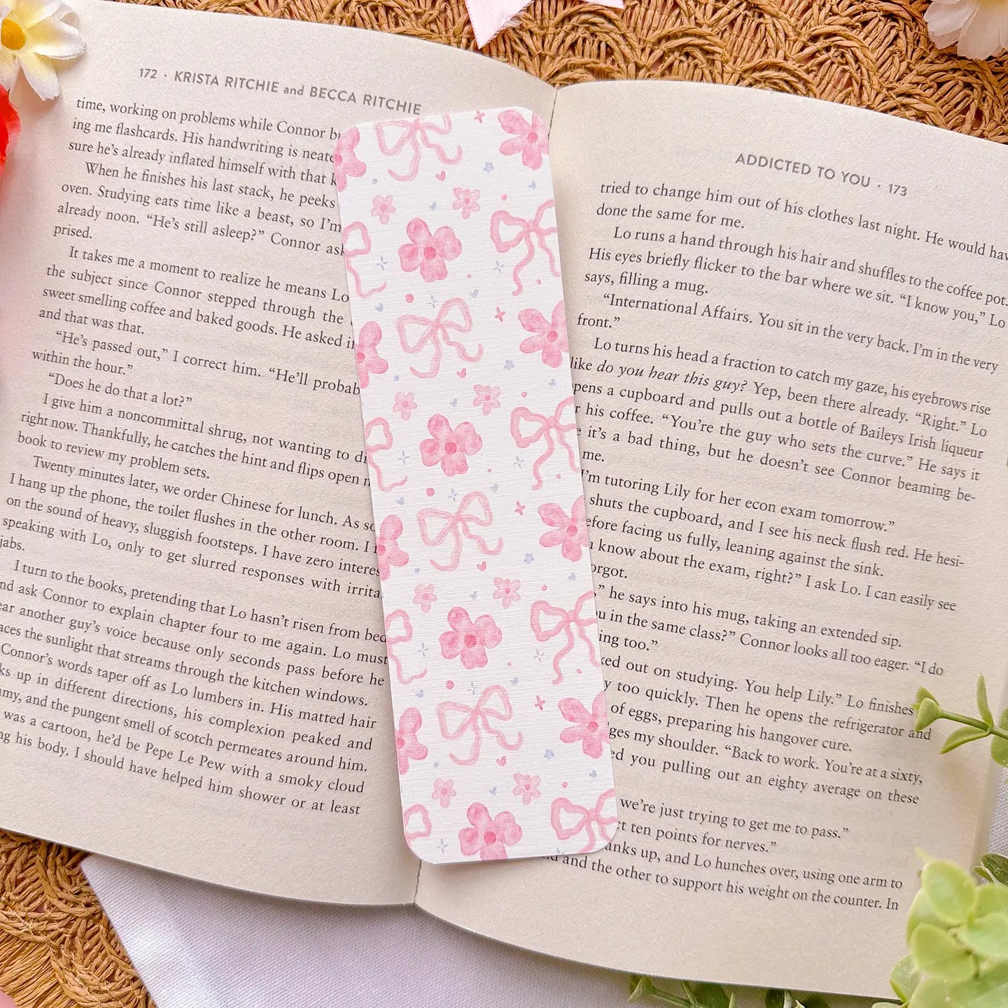 Watercolour Bows & Florals Linen Bookmark