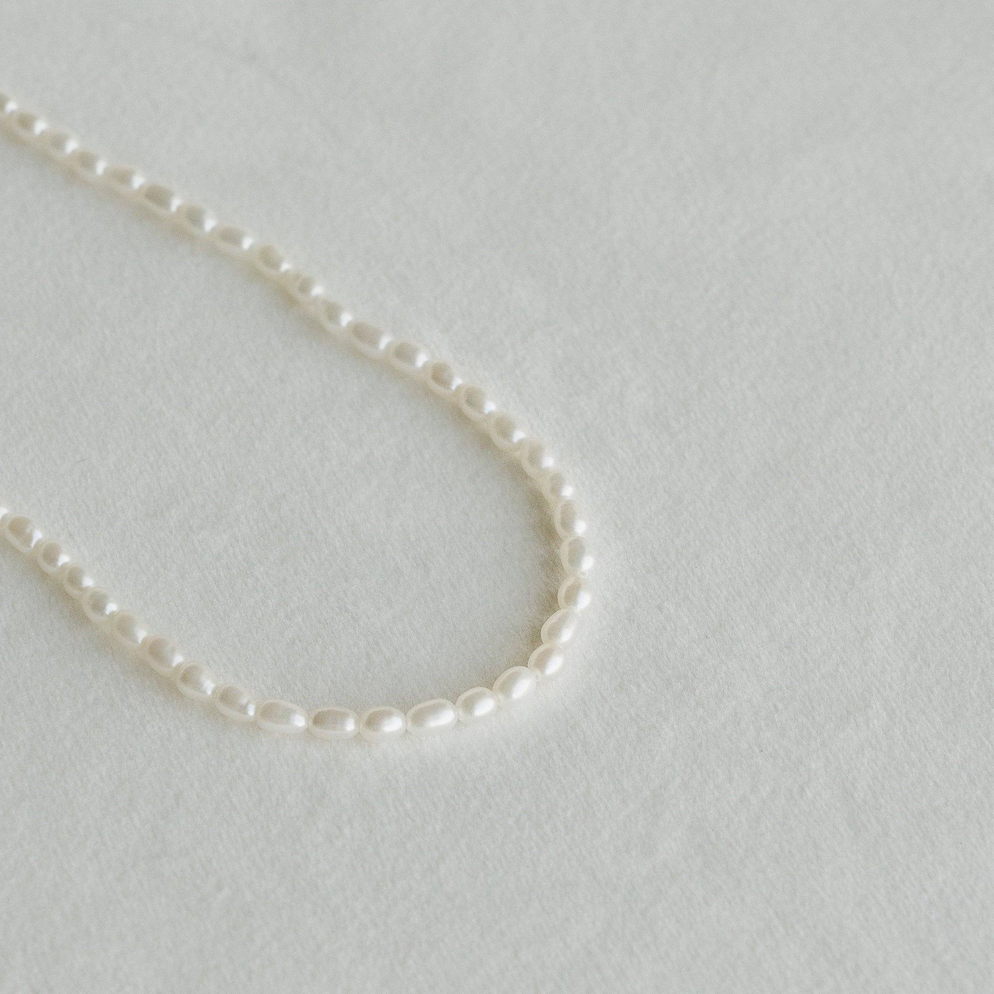 Mini Pearls Necklace