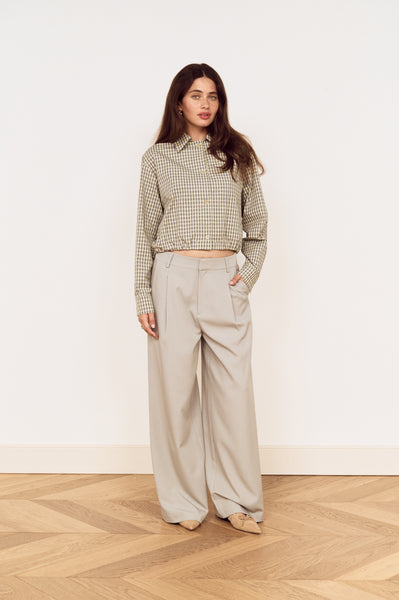 Mid Rise Tailored Suit Pant in Grey