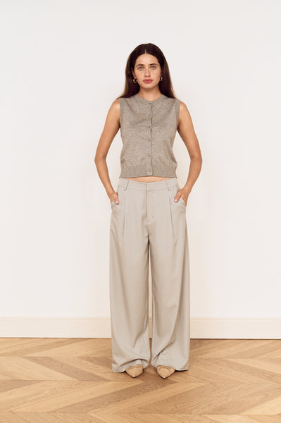 Round Neck Knitted Vest