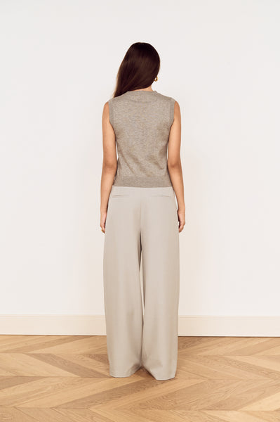 Round Neck Knitted Vest