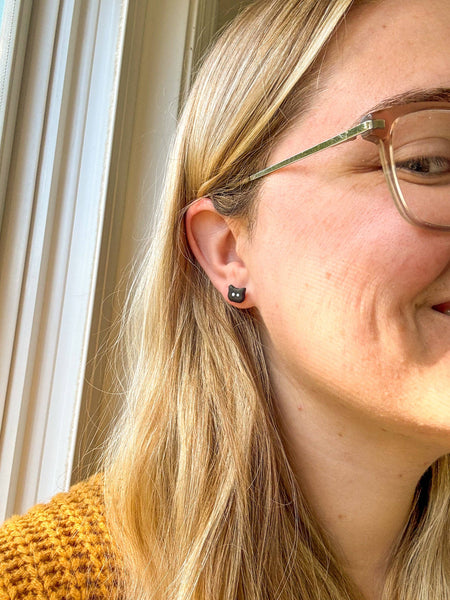 Mini Cat Studs
