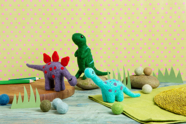 Diplodocus Mini Needle Felting Kit