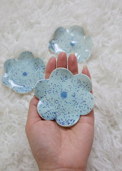 Handmade Flower Trinket Dish (BLUE)