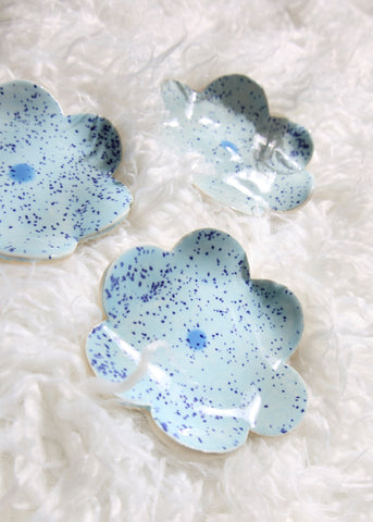 Handmade Flower Trinket Dish (BLUE)