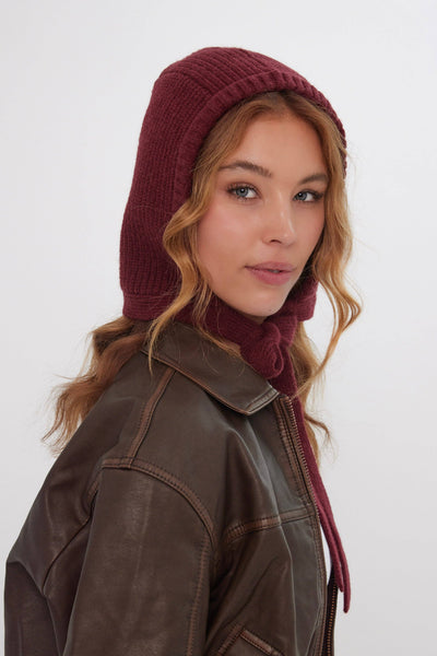 Knitted Bonnet in Burgundy
